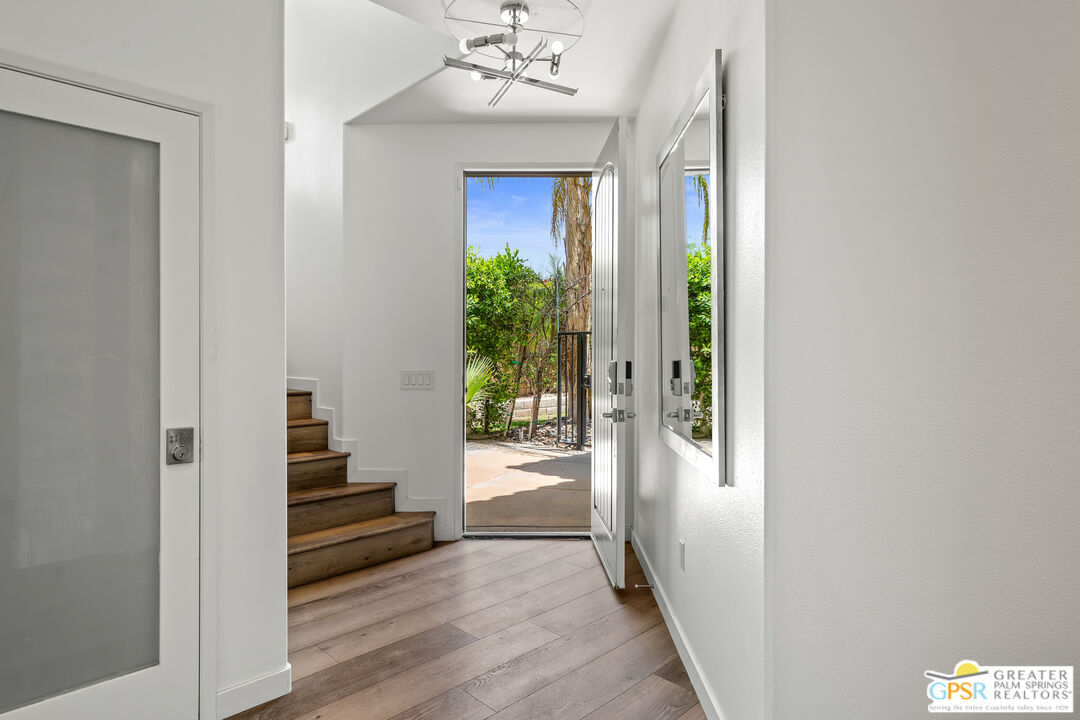 Image 10 for 379 E Ameno Dr
