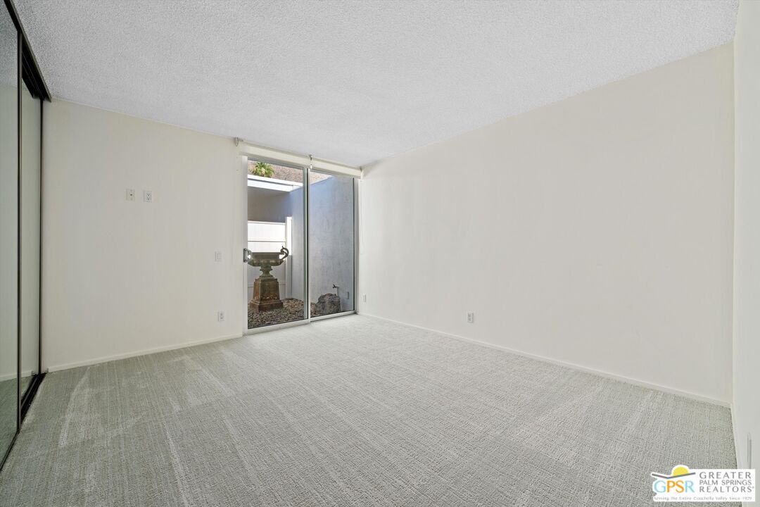 Image 18 for 2340  S Skyview Dr