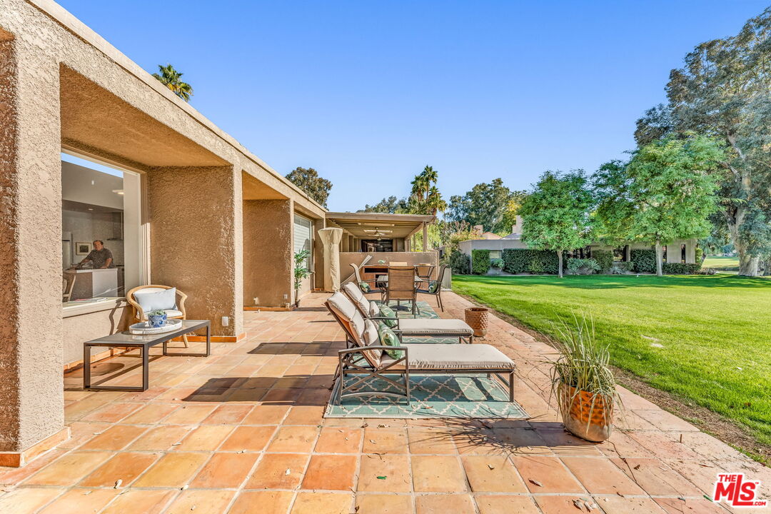Image 53 for 511   Desert West Dr