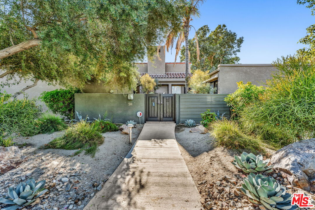 Image 3 for 511   Desert West Dr
