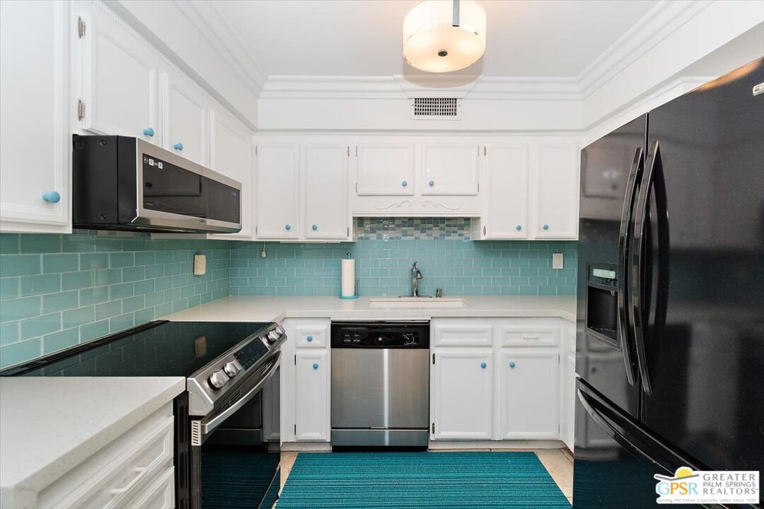 Image 10 for 2900 Sunflower Cir #W.