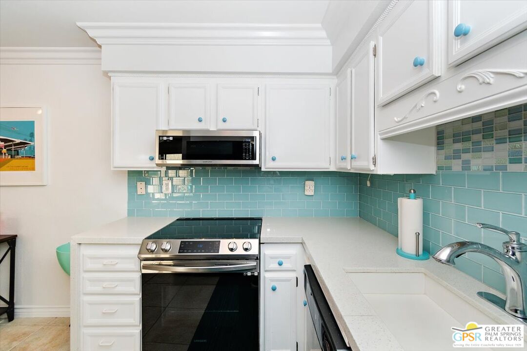 Image 11 for 2900 Sunflower Cir #W.