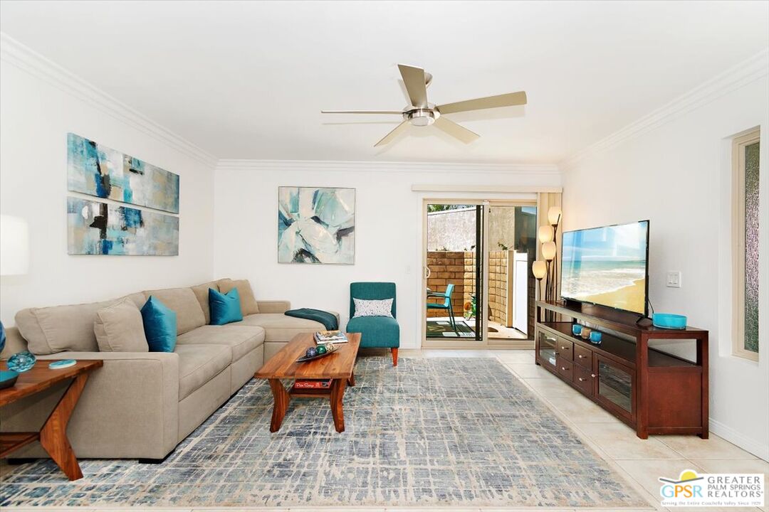 Image 2 for 2900 Sunflower Cir #W.