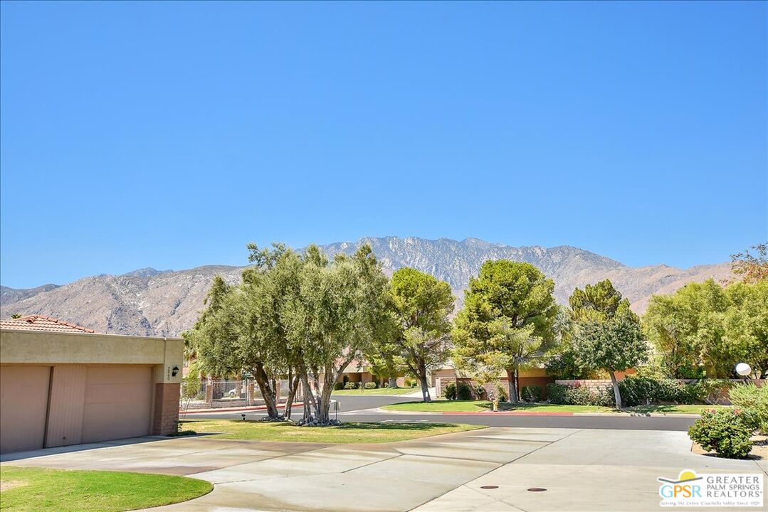 Image 31 for 2900 Sunflower Cir #W.