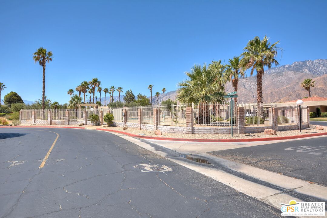 Image 33 for 2900 Sunflower Cir #W.