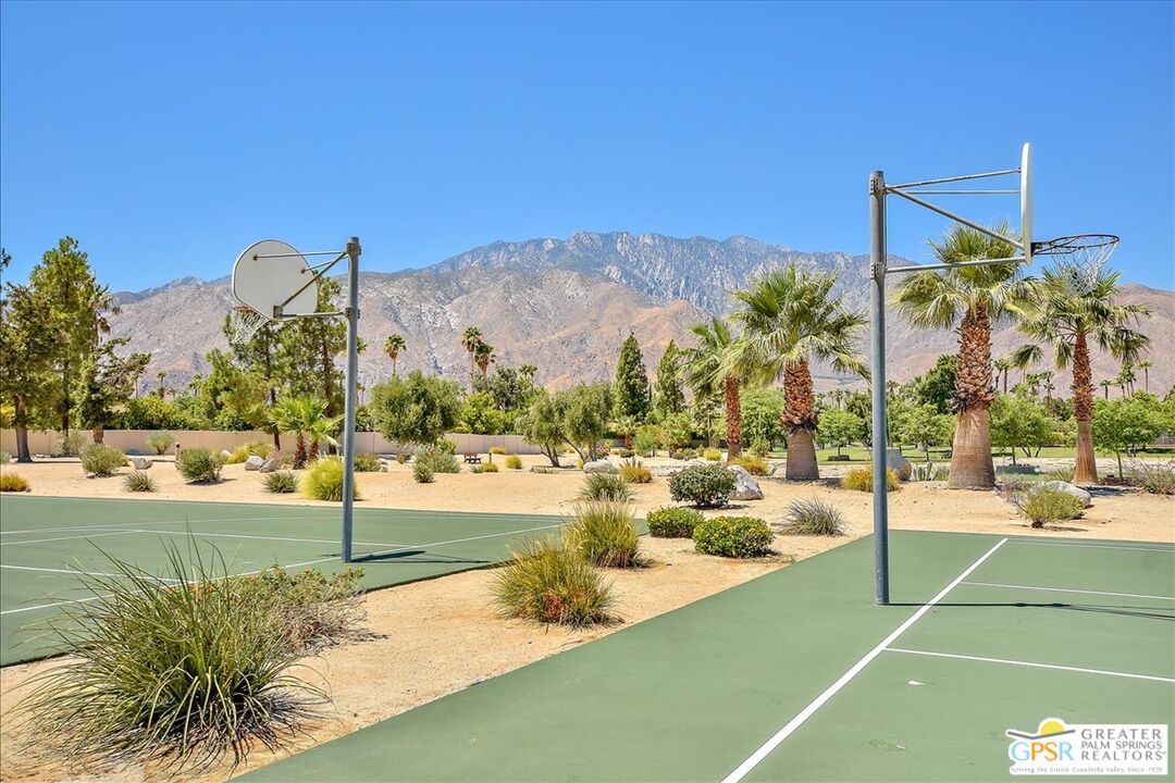 Image 37 for 2900 Sunflower Cir #W.