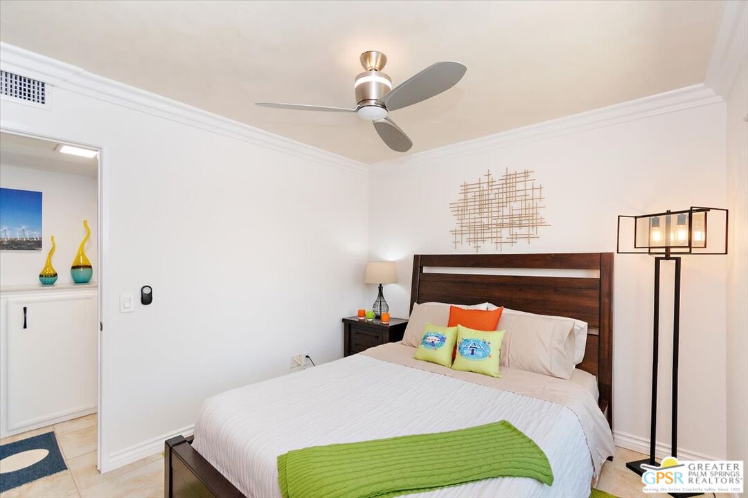 Image 20 for 2900 Sunflower Cir #W.