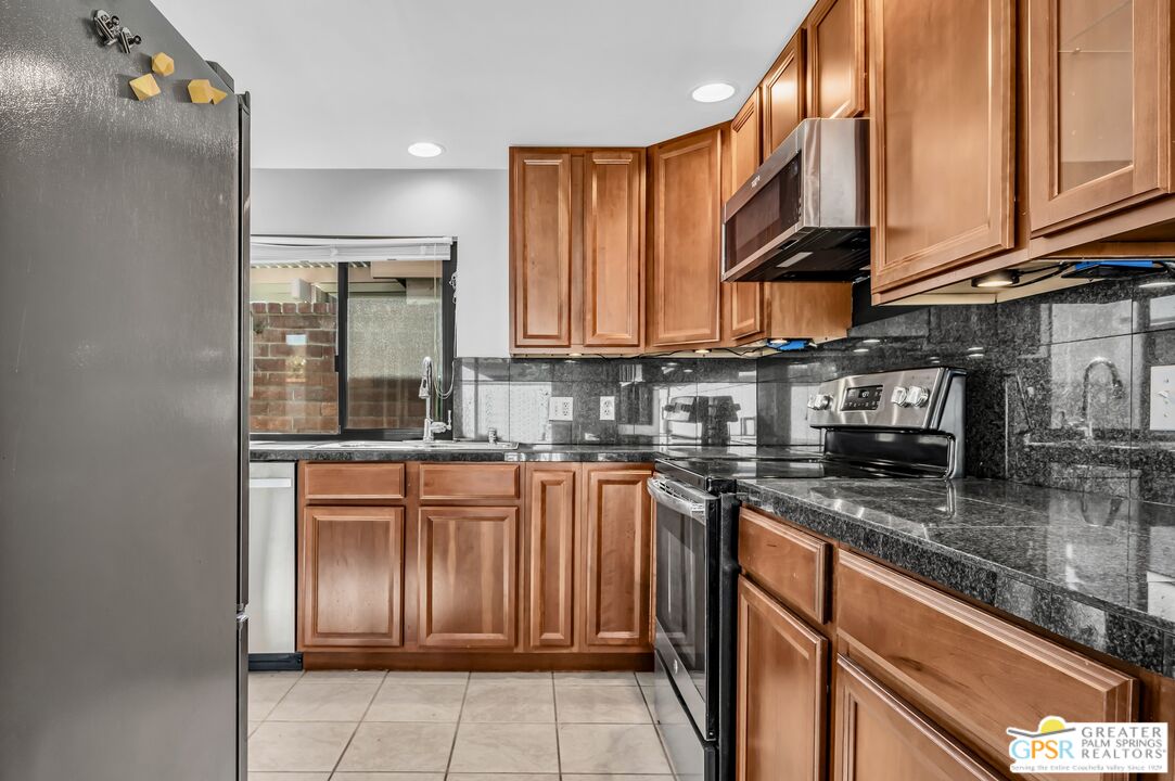 Image 10 for 4493 Seven Lakes Dr #C