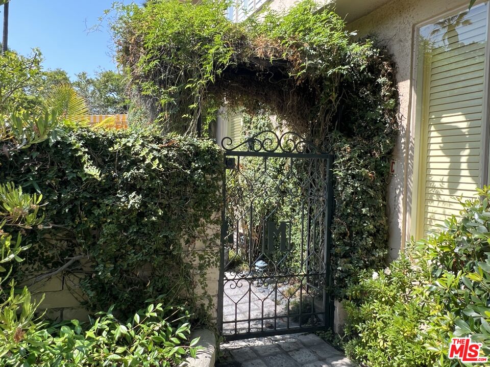 Image 1 for 660 Orange Grove Blvd #C