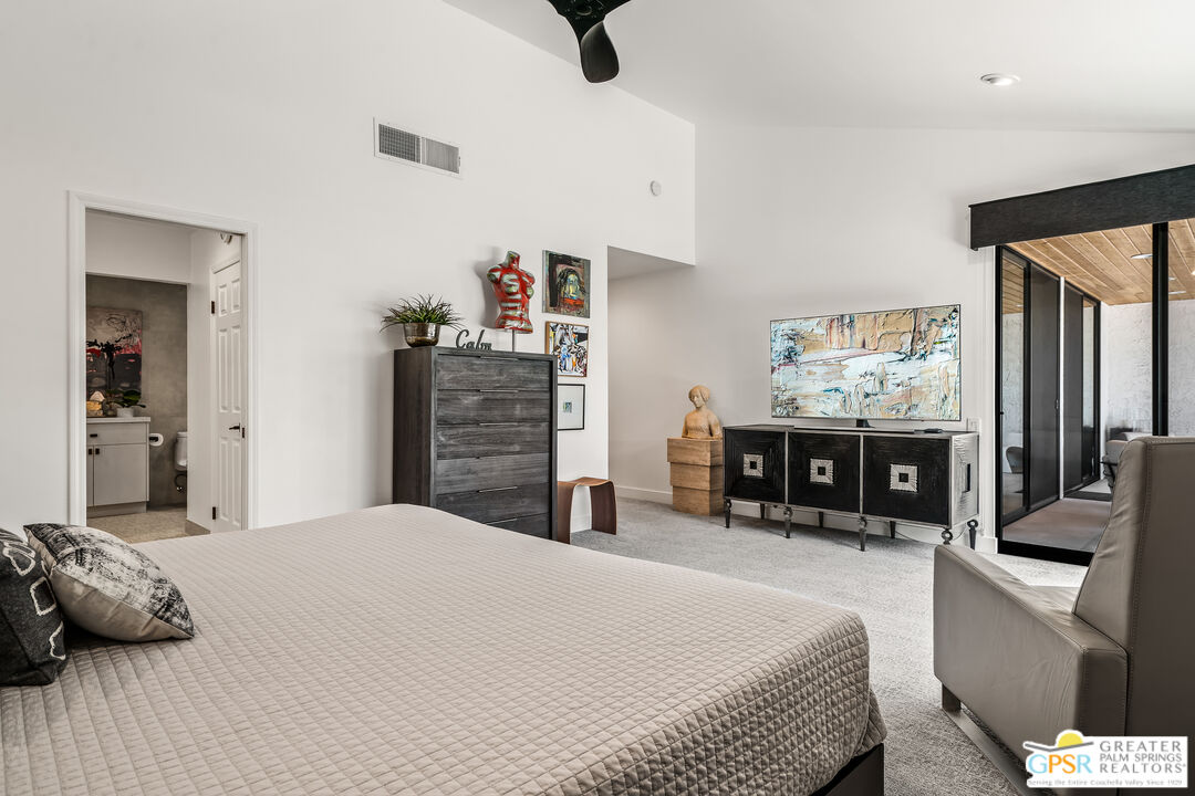 Image 36 for 2560 W La Condesa Dr