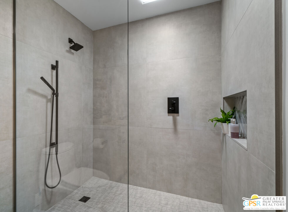 Image 41 for 2560 W La Condesa Dr