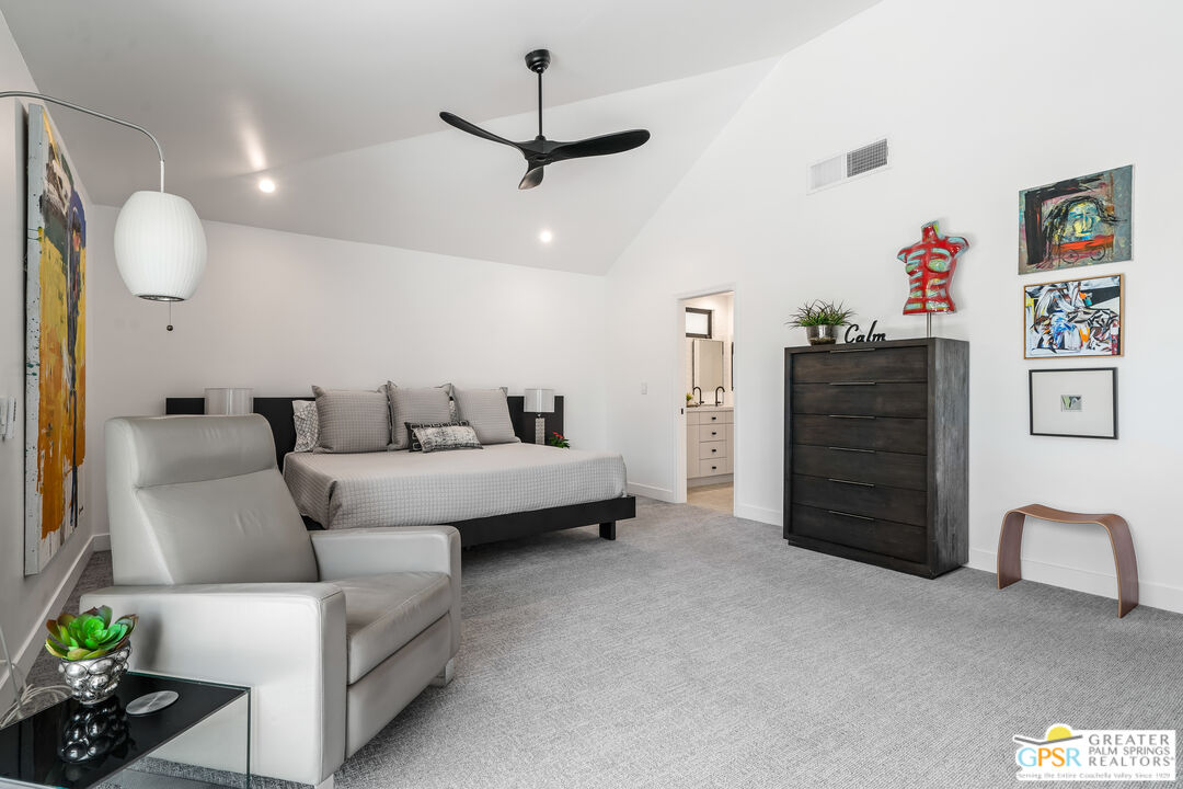Image 33 for 2560 W La Condesa Dr