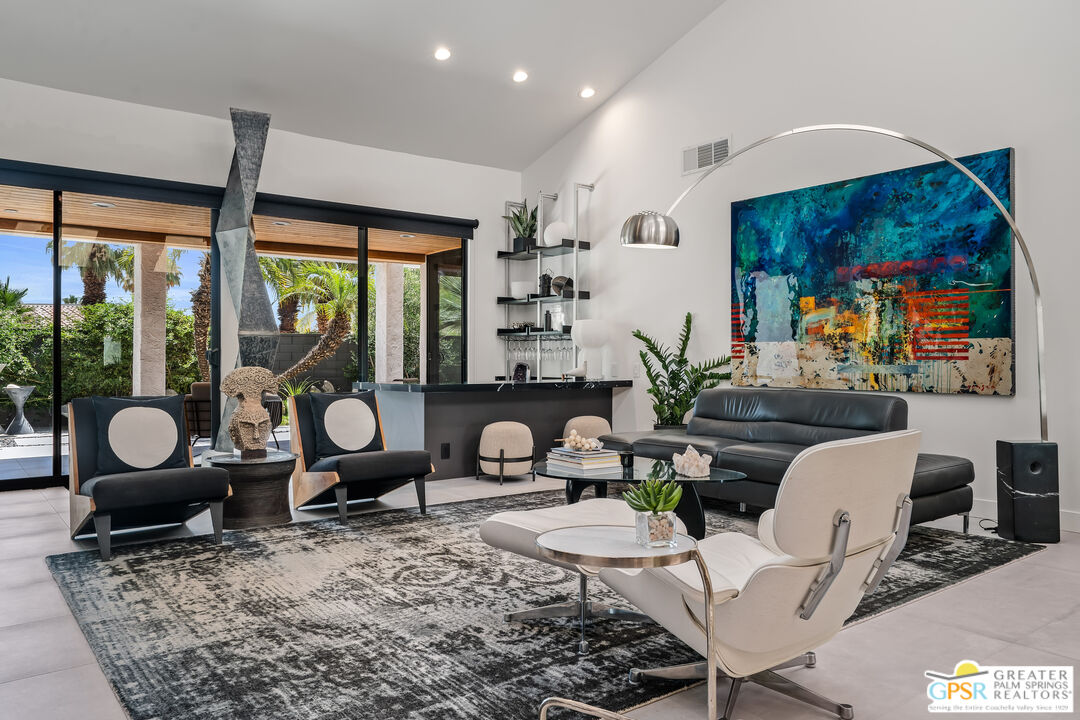 Image 9 for 2560 W La Condesa Dr