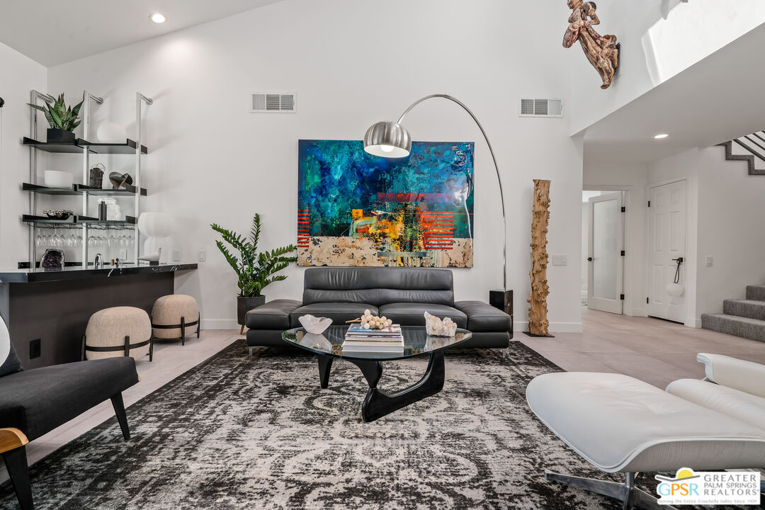 Image 11 for 2560 W La Condesa Dr