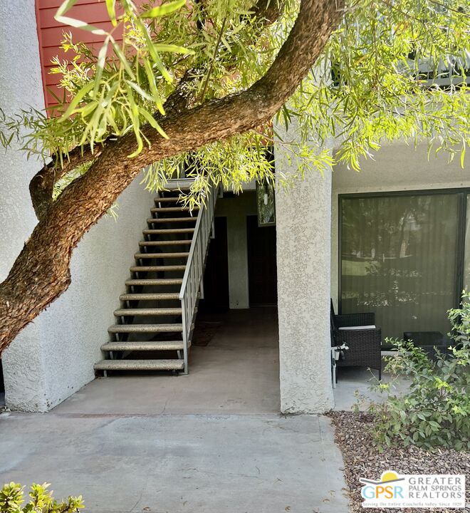 Image 3 for 3155 Ramon Rd #301