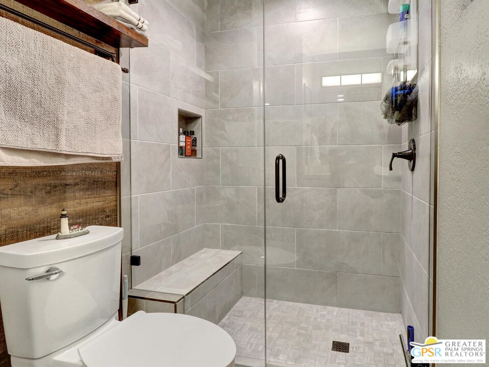 Image 10 for 701 Los Felices Cir #L209
