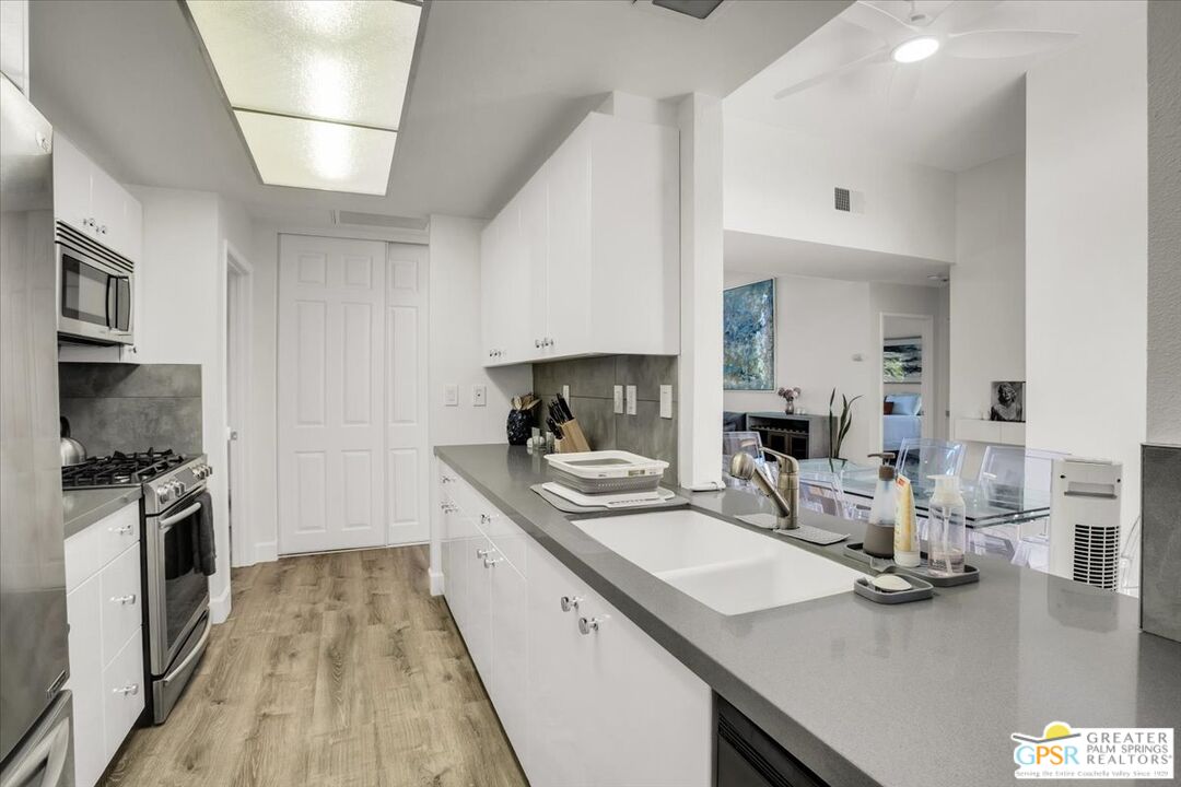Image 10 for 1336 So. Tiffany Cir