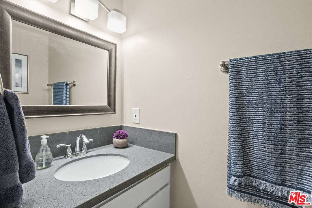Image 34 for 2260 Indian Canyon Dr #C