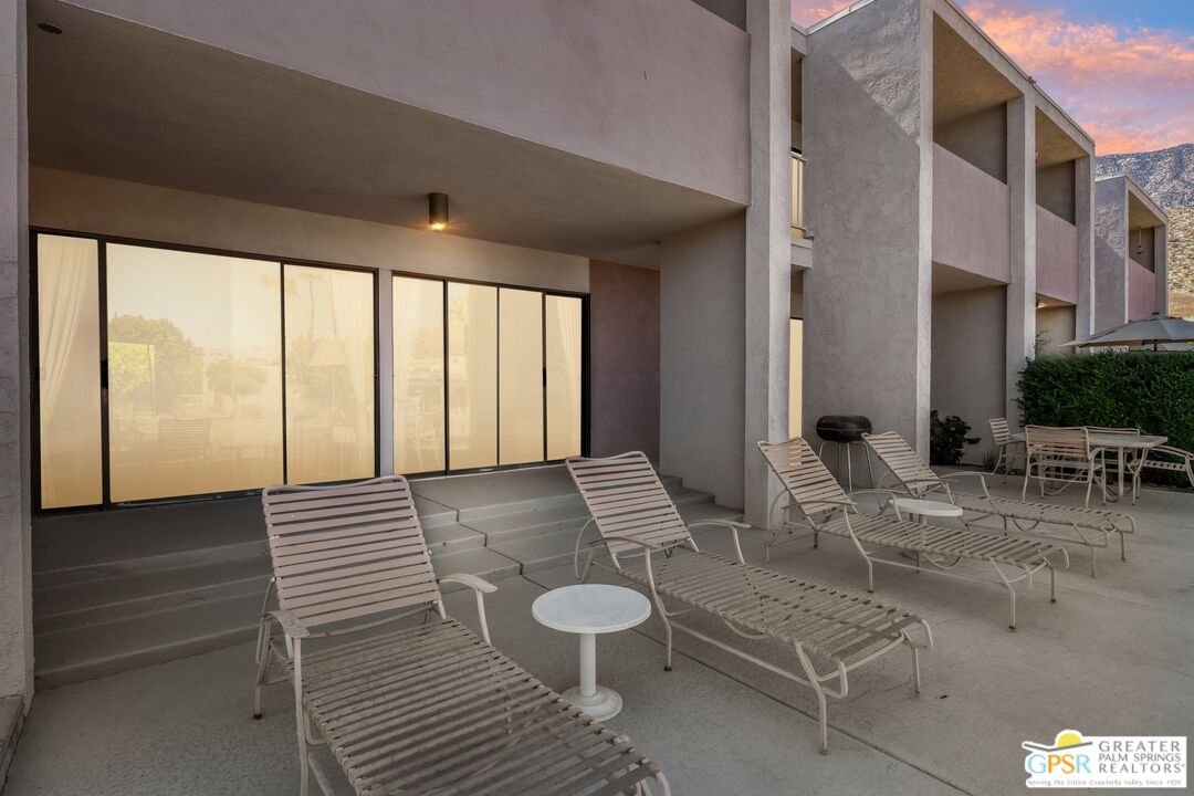 Image 41 for 2696 Sierra Madre  #A6