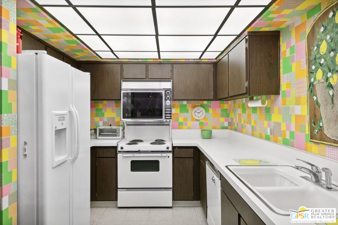 Image 15 for 2696 Sierra Madre  #A6