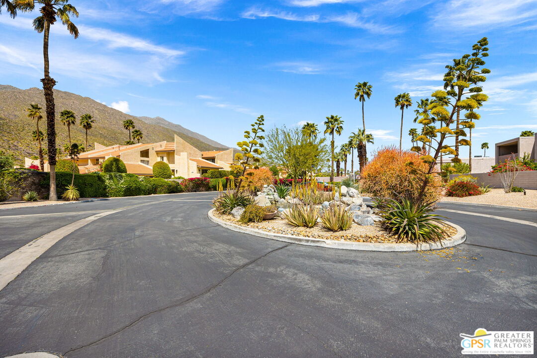 Image 61 for 2696 Sierra Madre  #A6