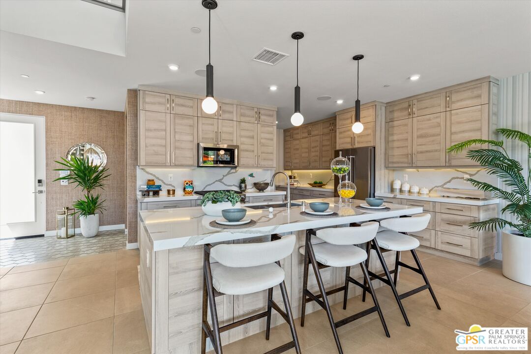 Image 10 for 912   Galaxy Dr