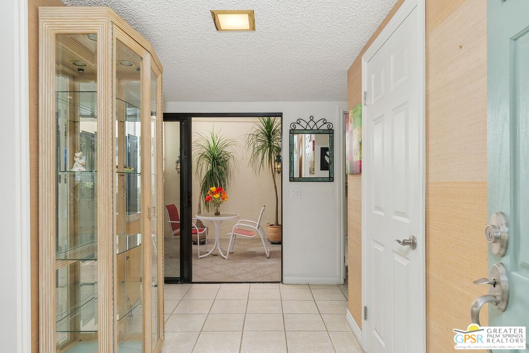 Image 8 for 1209  N Martinique Cir