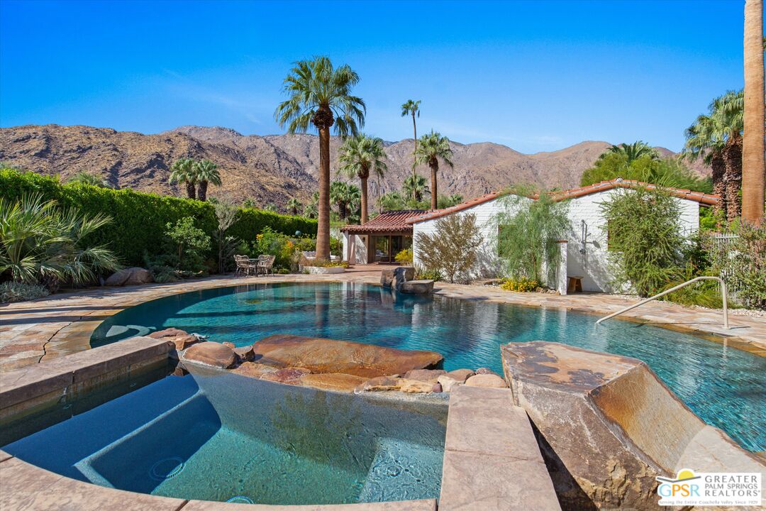 Image Number 1 for 776 N Mission Rd in Palm Springs
