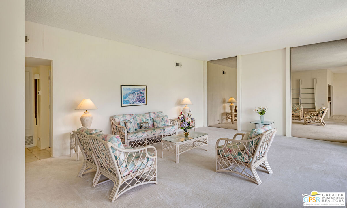 Image 23 for 511 Desert Lakes Cir