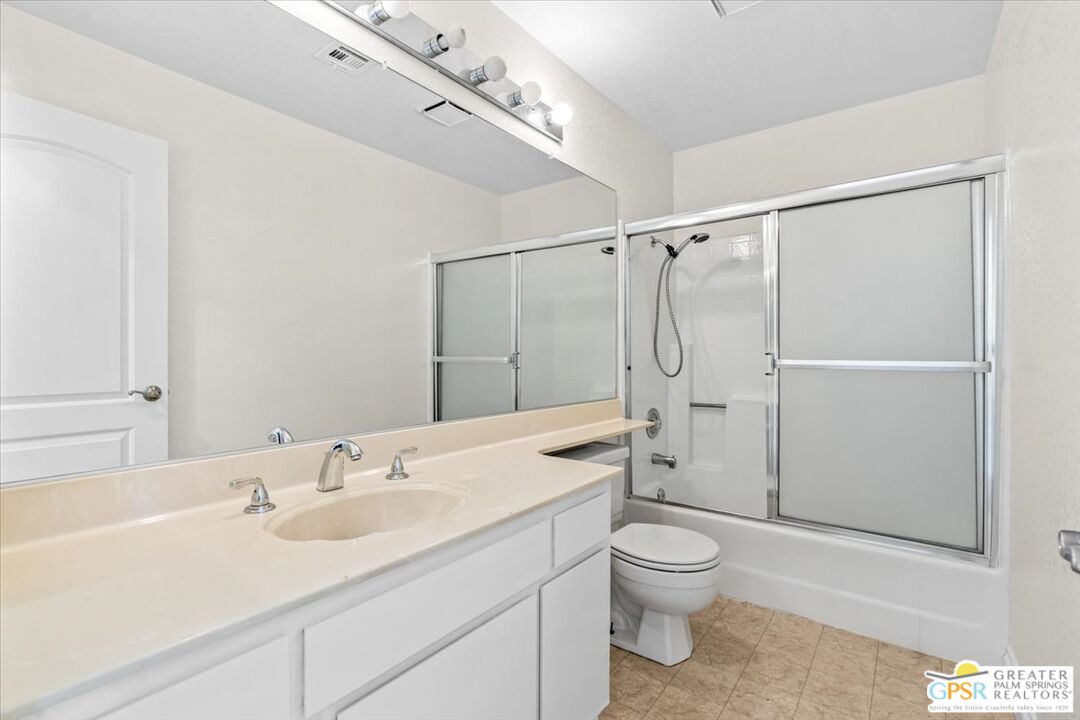 Image 22 for 2700 Mesquite Ave #B12
