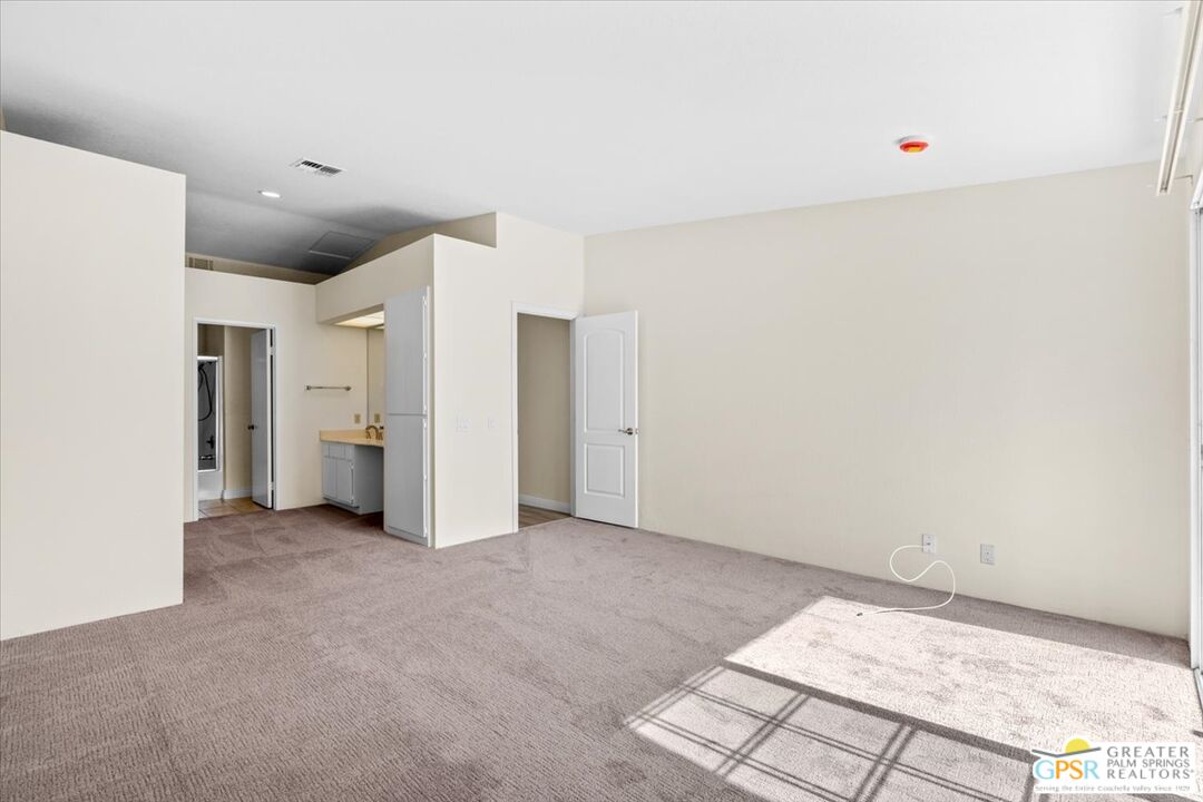 Image 13 for 2700 Mesquite Ave #B12