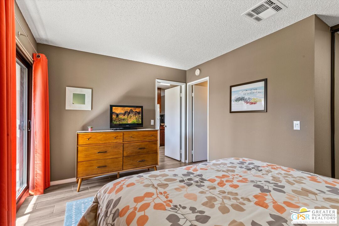 Image 15 for 467 Calle El Segundo  #D12