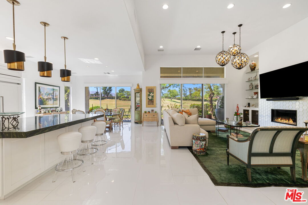 Image 7 for 347   Indian Ridge Dr