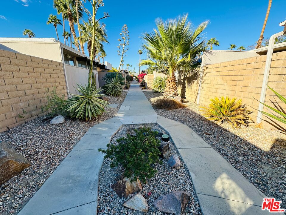 Image 39 for 706  E Vista Chino