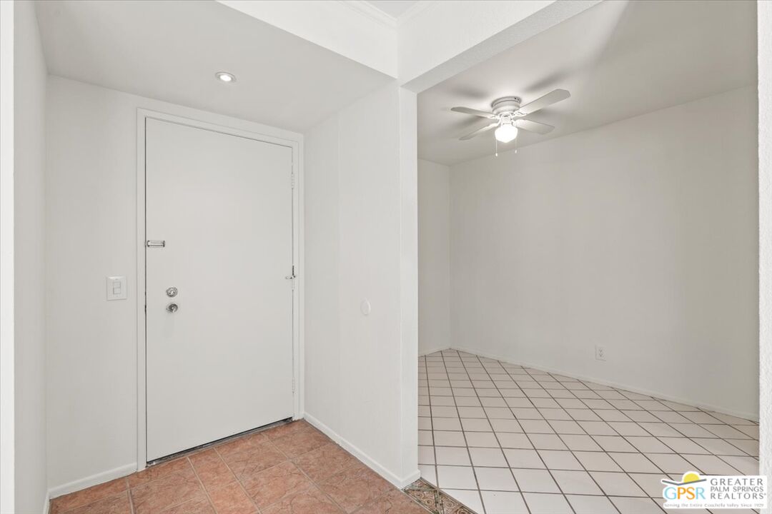 Image 2 for 1500 Camino Real  #104A