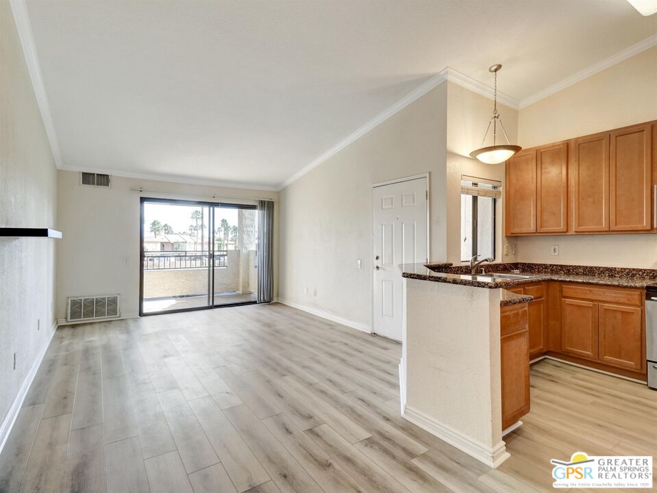 Image 13 for 78650 Avenue 42  #804
