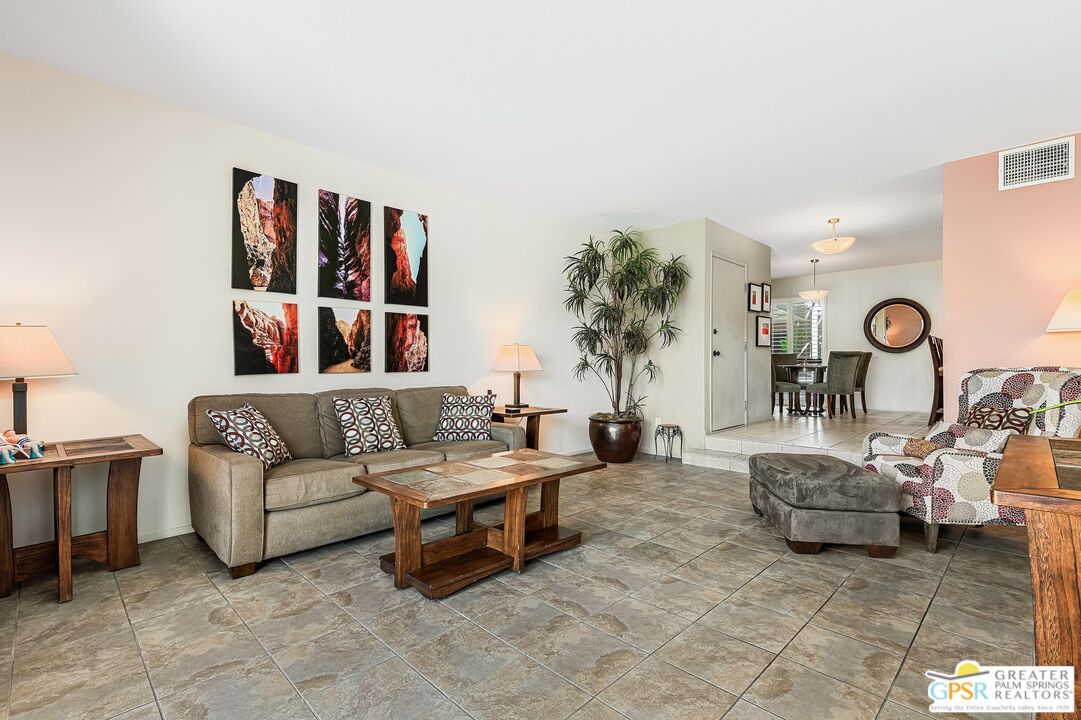 Image 9 for 2696 Sierra Madre  #F8
