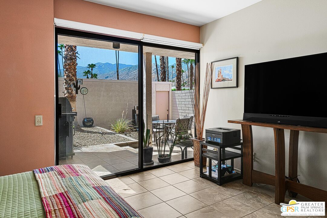 Image 26 for 2696 Sierra Madre  #F8