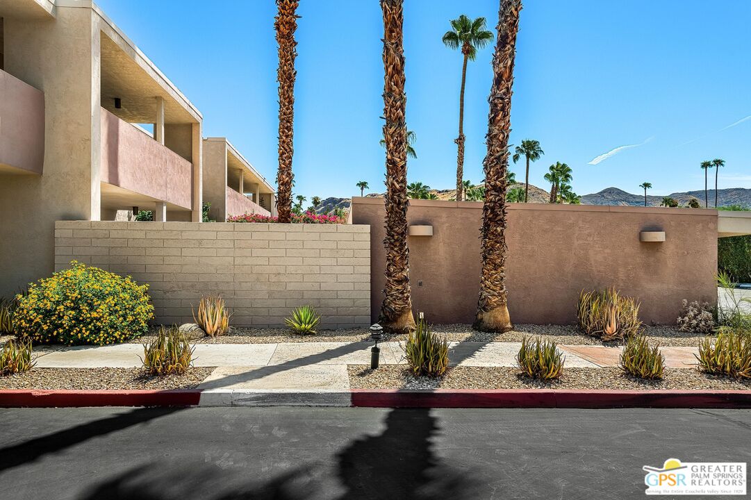 Image 42 for 2696 Sierra Madre  #F8