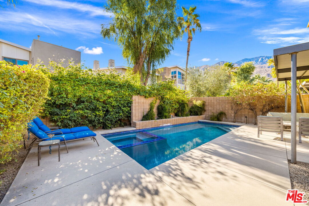 Image 7 for 913 Oceo Cir
