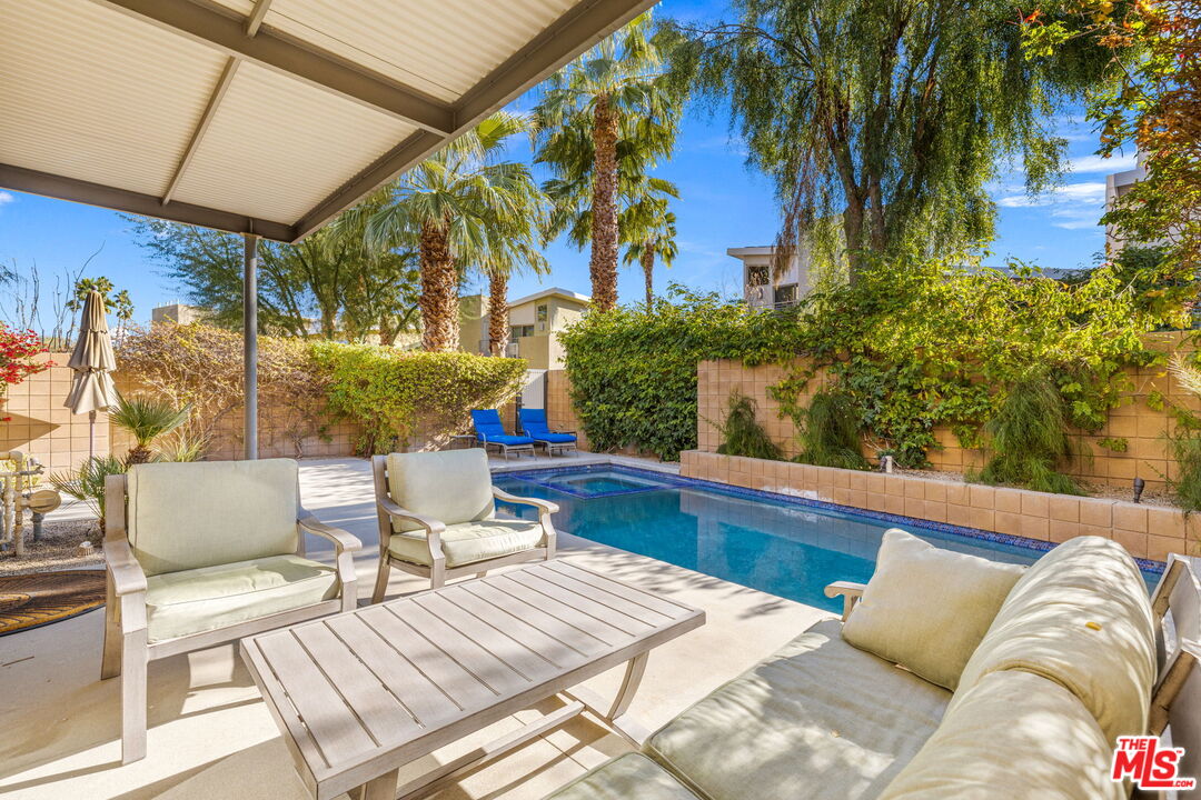 Image 12 for 913 Oceo Cir