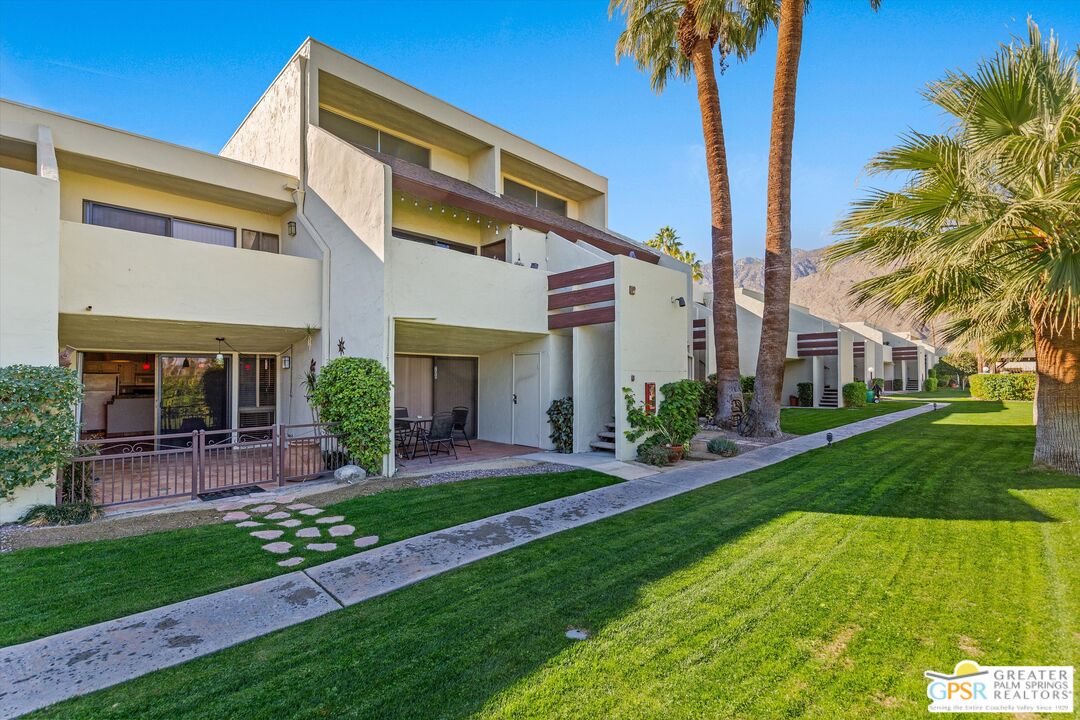 Image 15 for 1655 Palm Canyon Dr #703