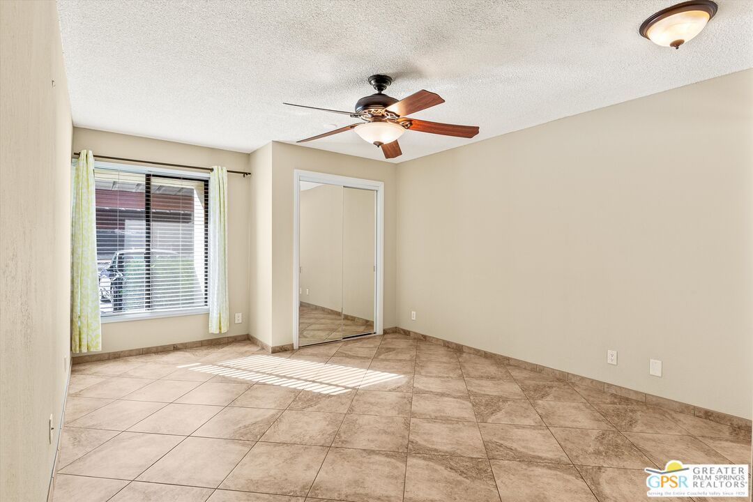 Image 12 for 1655 Palm Canyon Dr #703