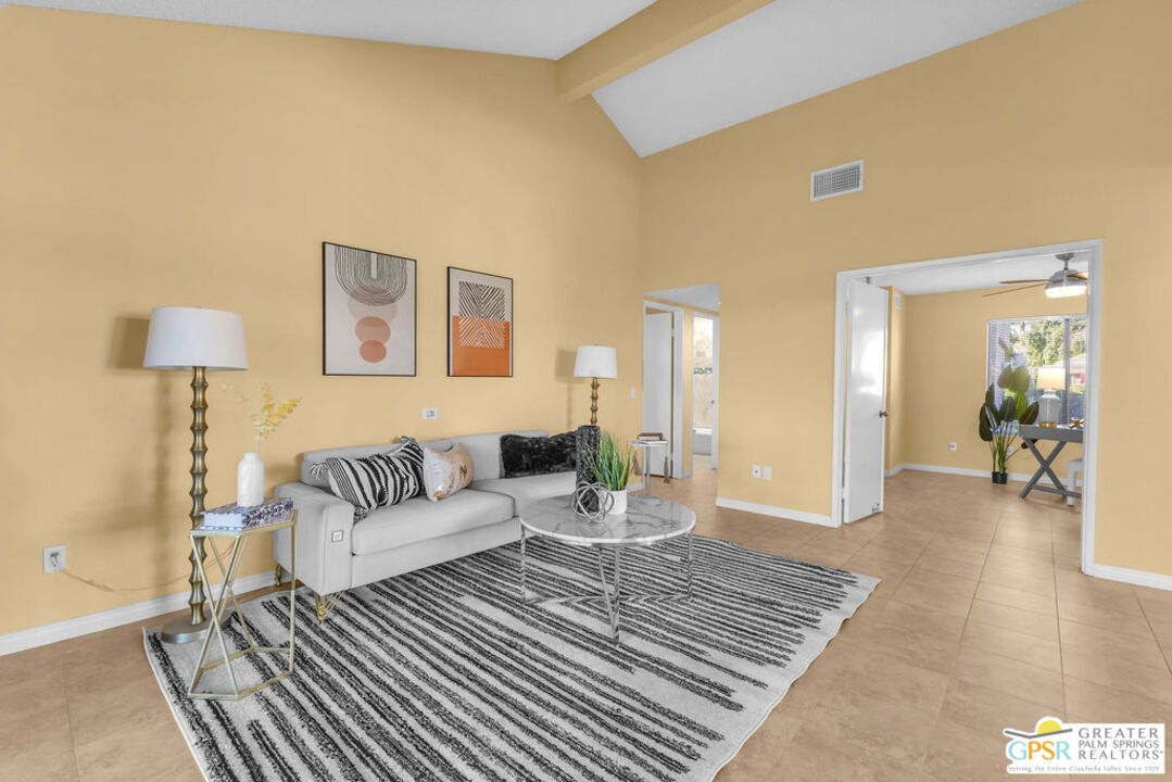 Image 5 for 35570  W Paseo Circulo