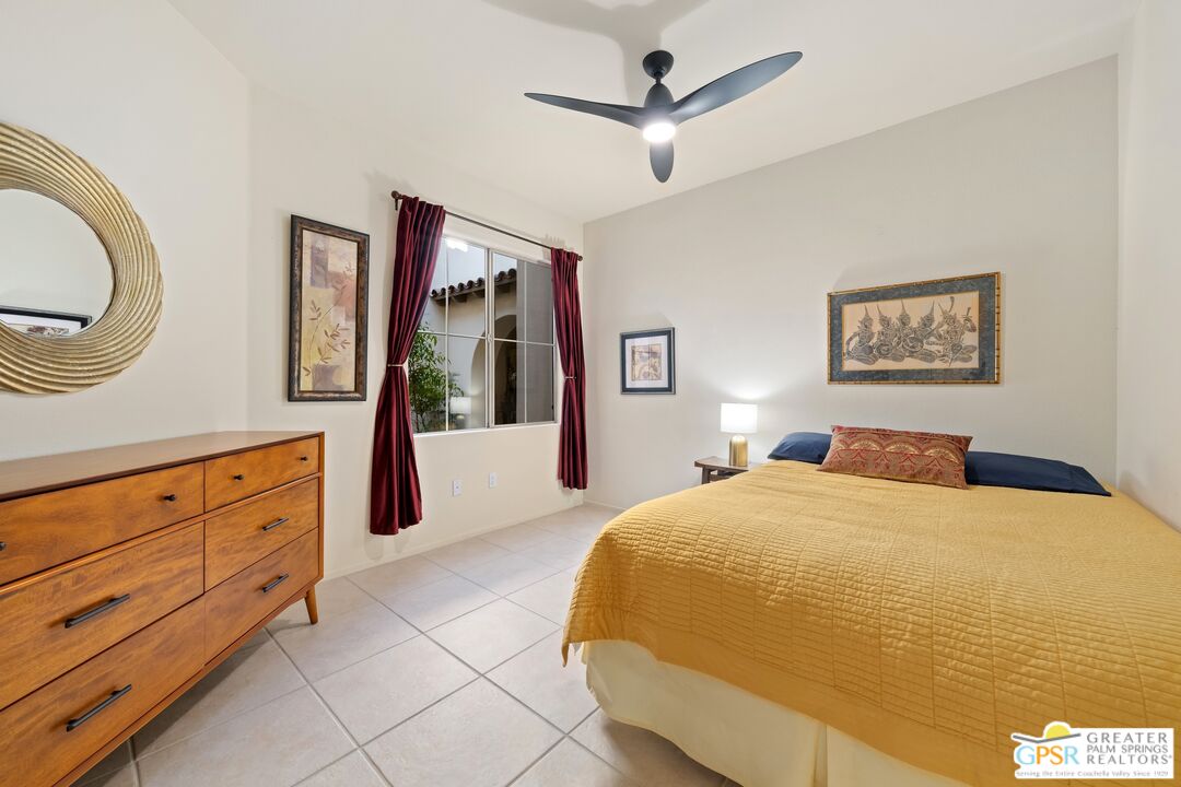 Image 14 for 1461 Yermo Dr