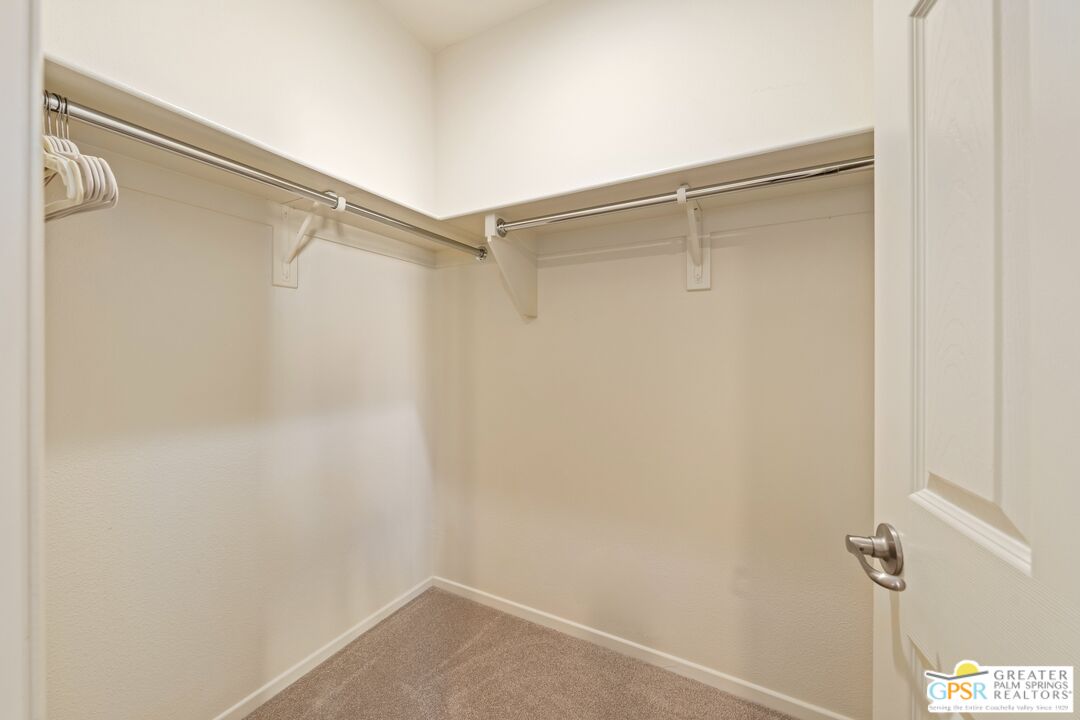 Image 21 for 1461 Yermo Dr
