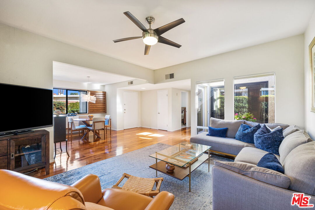 Image 10 for 663  N Majorca Cir