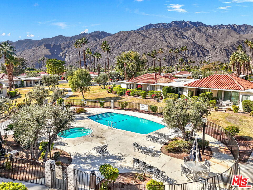 Image 32 for 663  N Majorca Cir