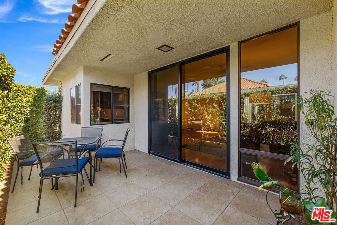 Image 9 for 663  N Majorca Cir