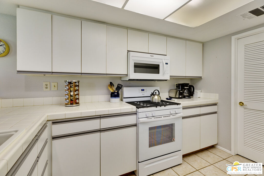 Image 11 for 35200 Cathedral Canyon Dr #V175